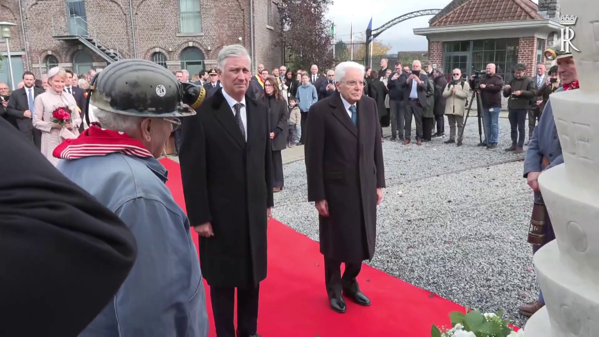 Mattarella e i Reali dei Belgio rendono omaggio a vittime Marcinelle