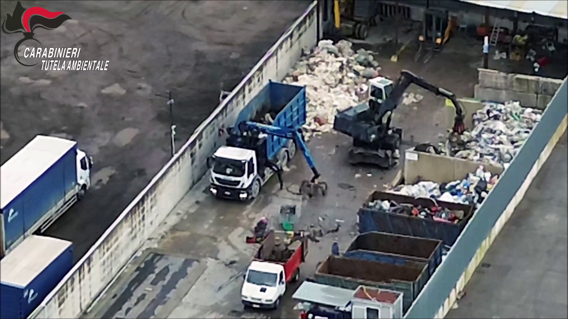 Stroncato traffico di rifiuti in Campania, 12 arresti