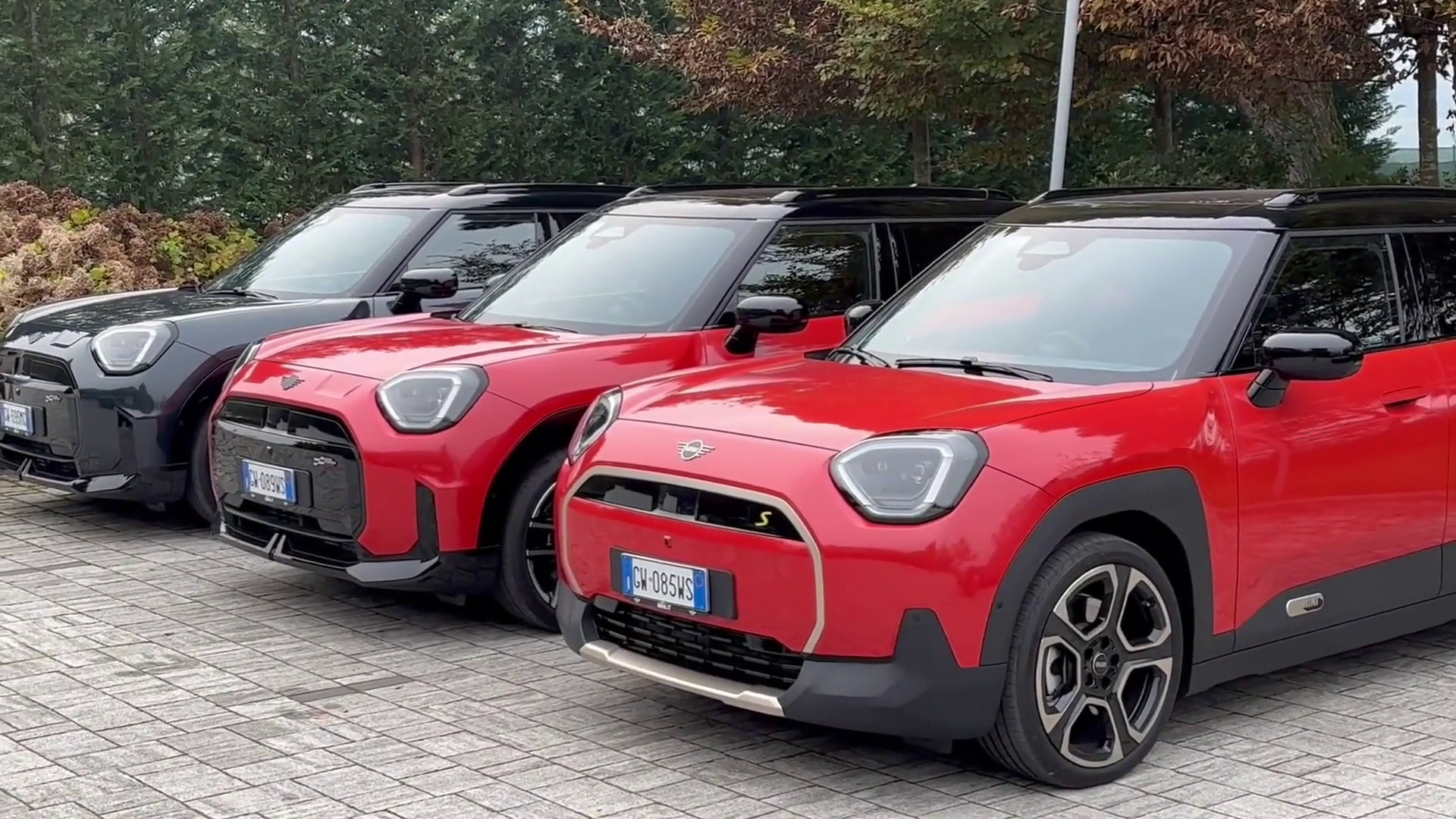 Mini Aceman, il crossover 100% elettrico debutta in Italia