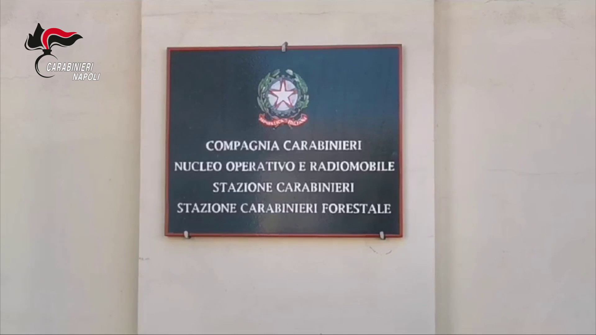 Blitz dei carabinieri contro il clan Cesarano, 18 misure