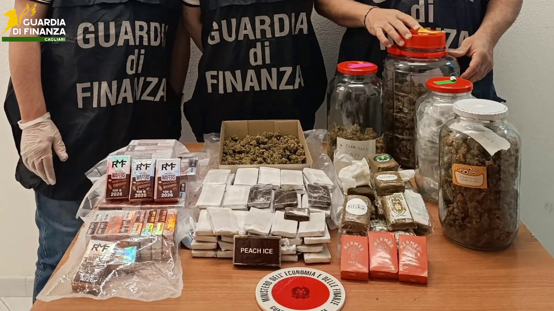 Sequestrati 13 chili di stupefacenti nel cagliaritano, un arresto