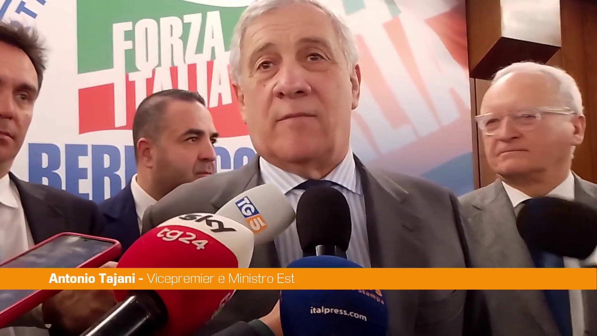 Salva Milano, Tajani