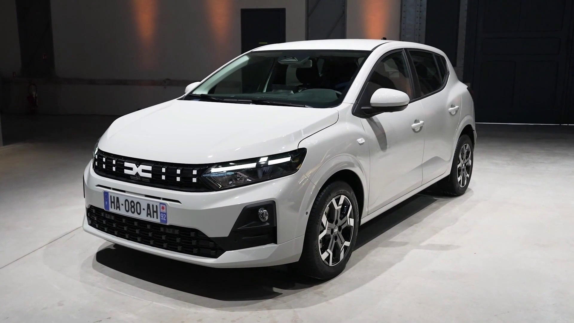 Nuova Dacia Sandero: più stile, più tecnologia, sempre accessibile