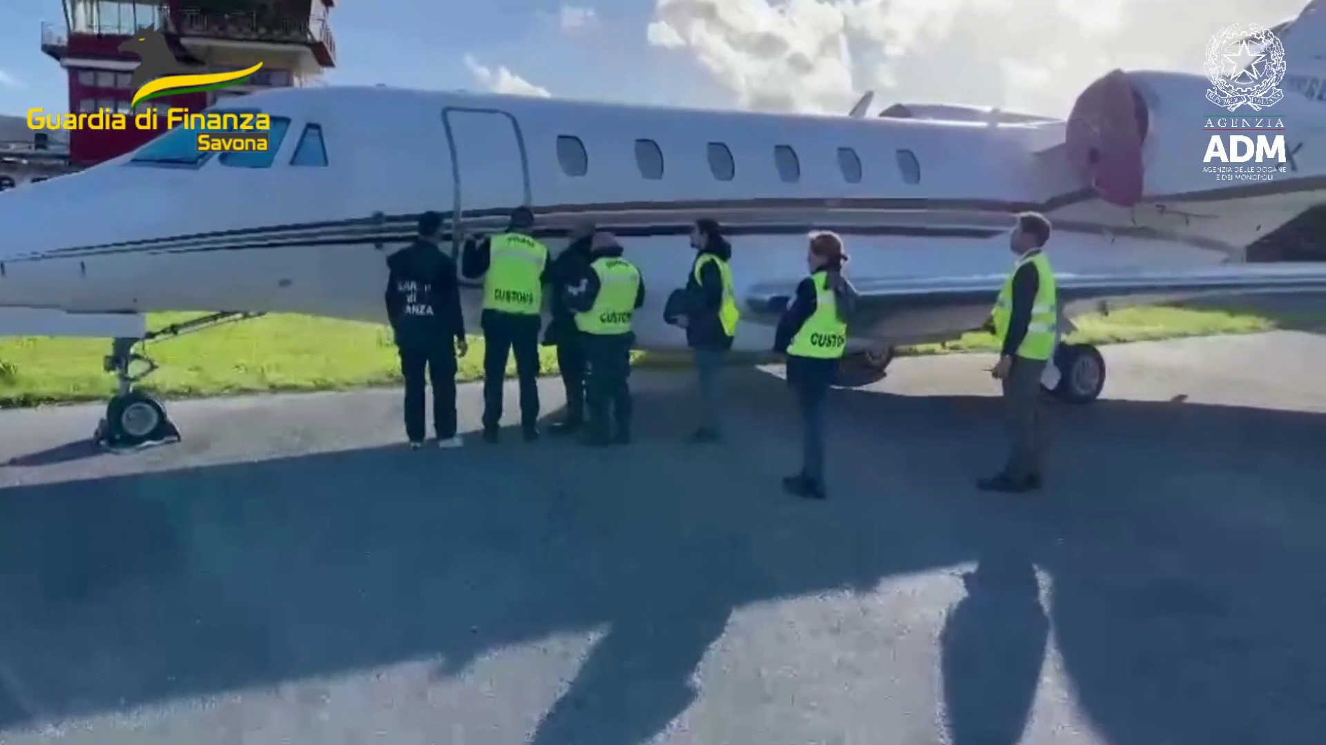 Operazione Hidden Flight, sequestrato jet privato per frode