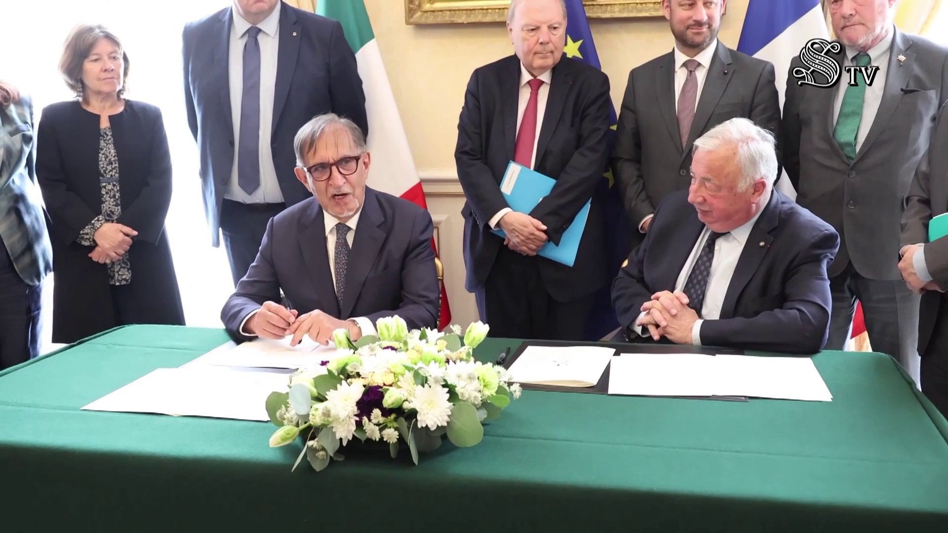 La Russa firma a Parigi protocollo di cooperazione con il Senato francese