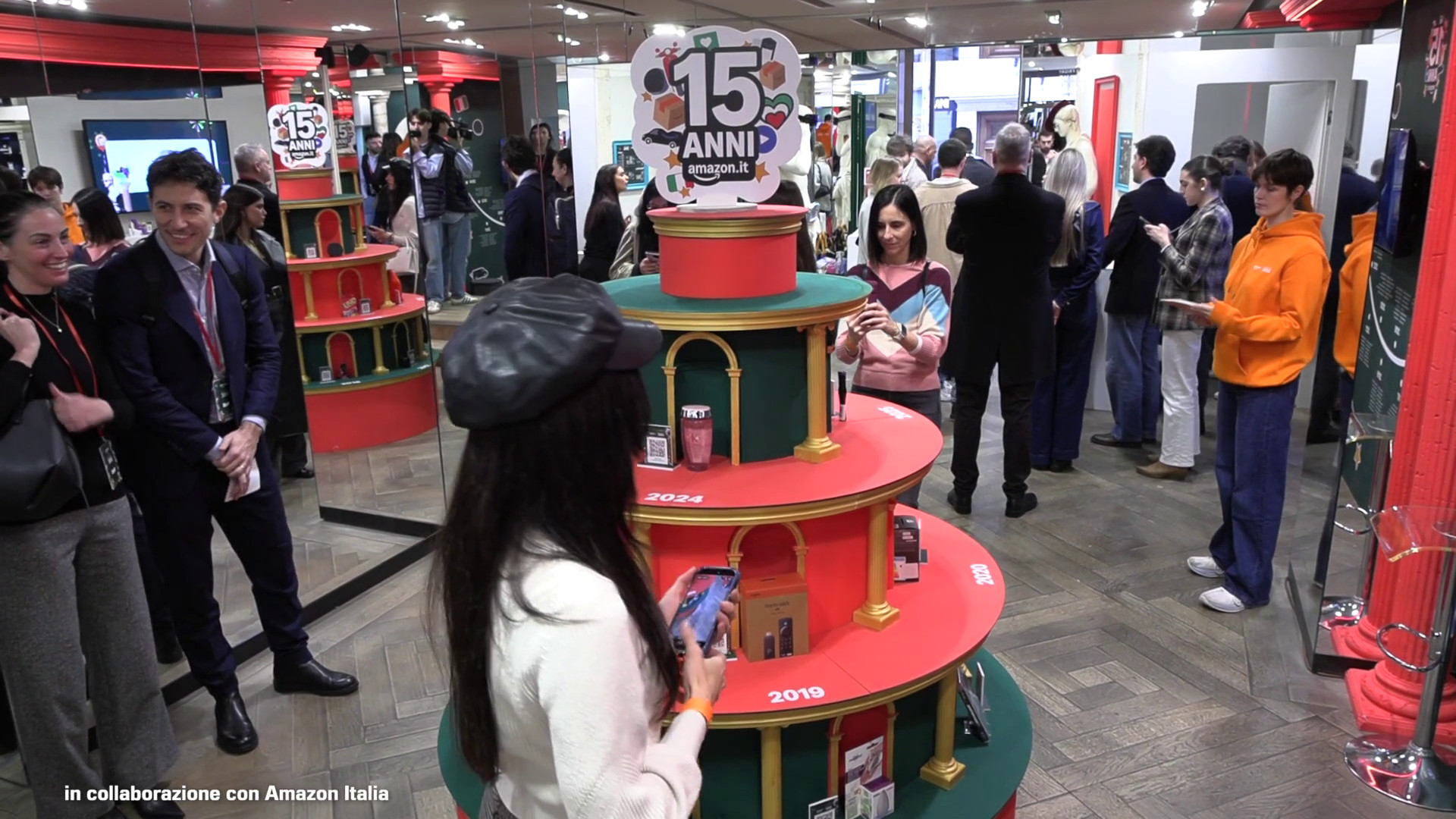 Amazon porta a Roma la sua Black Friday Domus