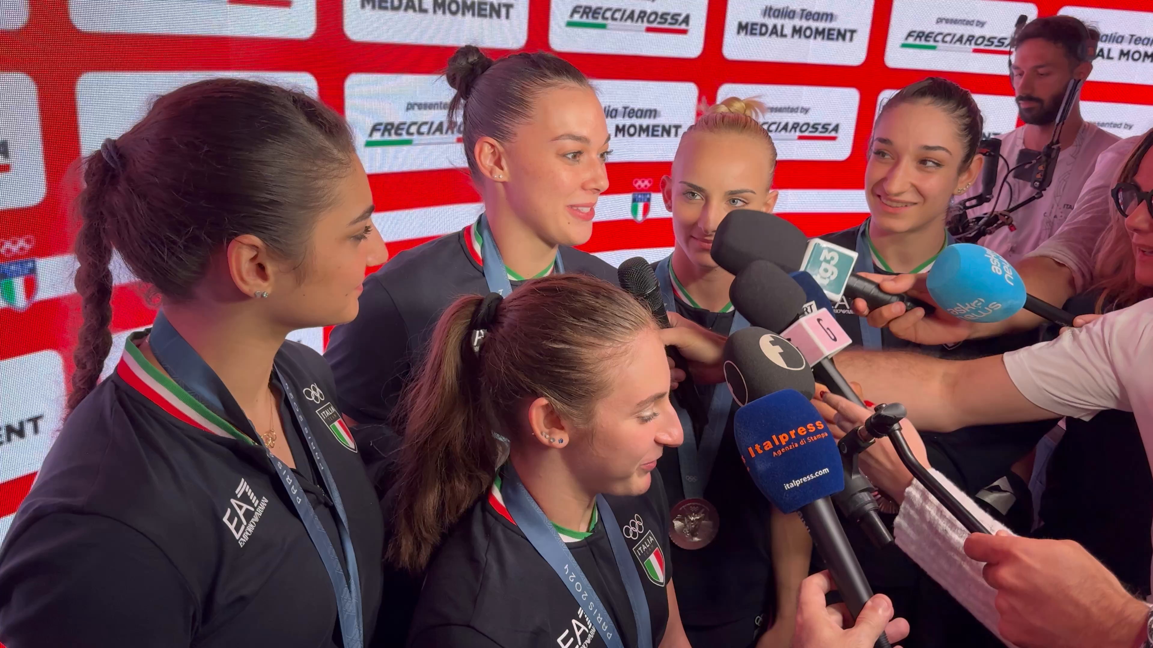 Ginnastica, le Fate raggianti 