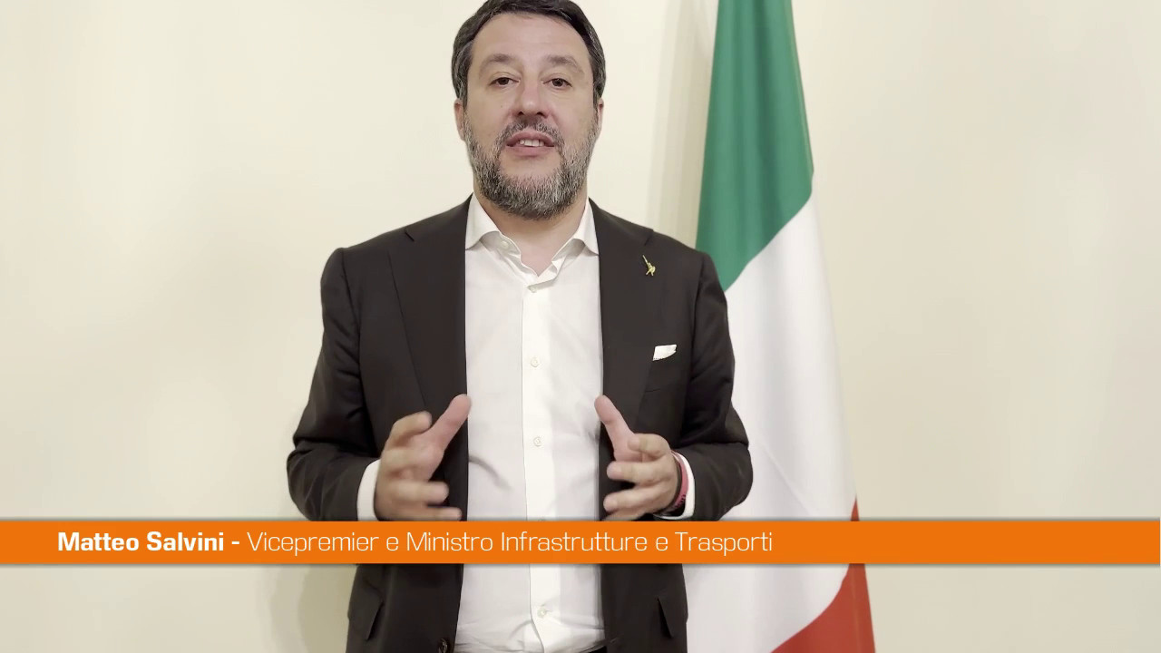<div>Salvini 