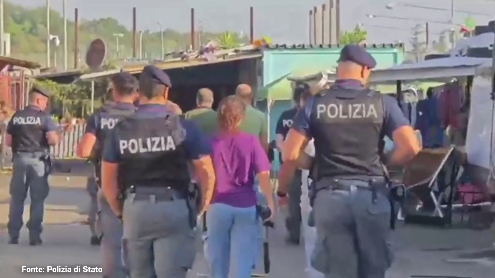 Blitz in campi nomadi a Roma, nove arresti e una denuncia