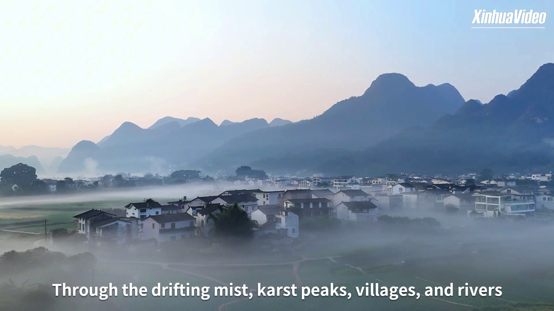 Cina: splendide vedute nebbiose nel Guizhou