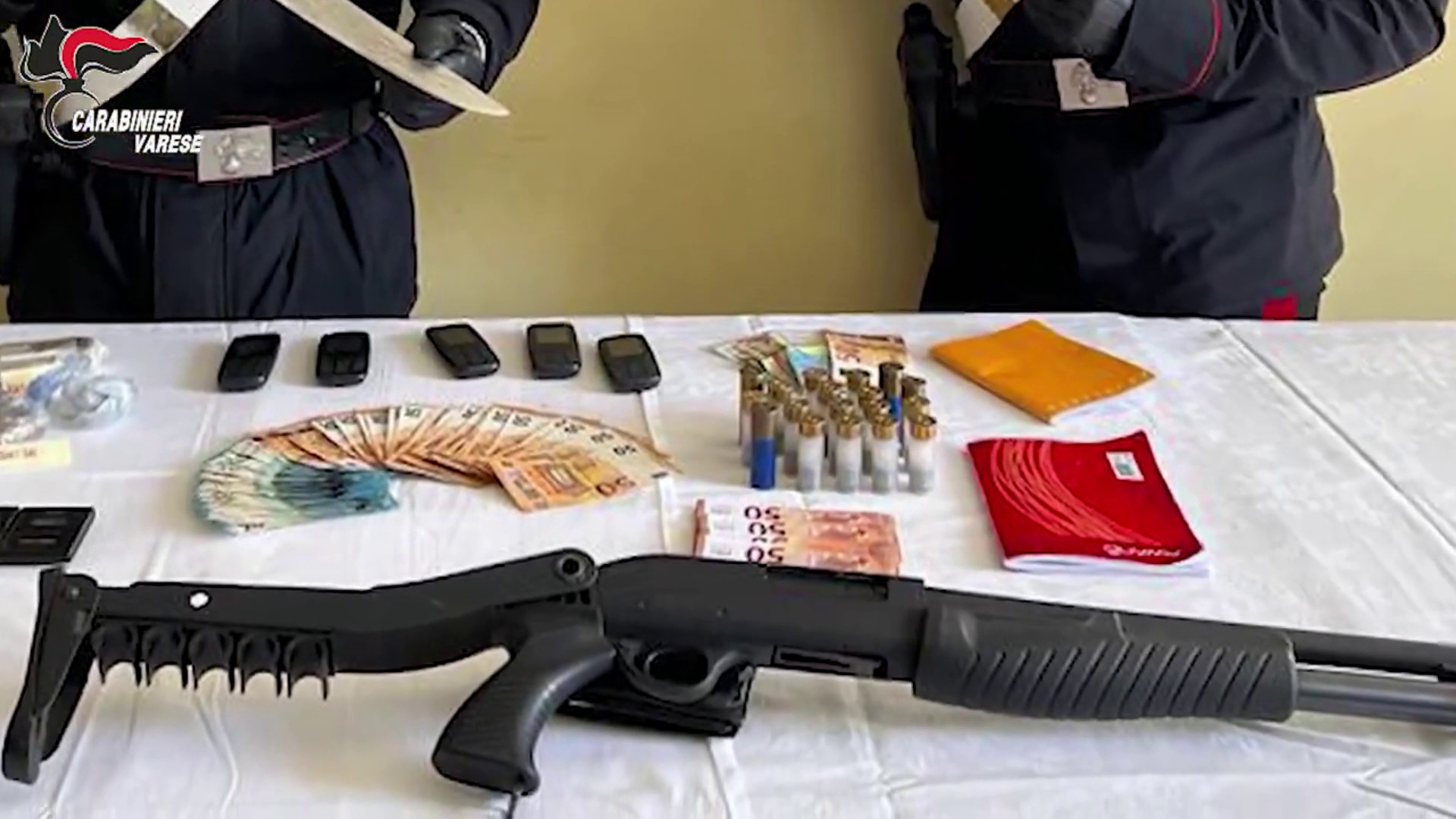 Varese, Spaccio nei boschi. Eseguite 17 custodie cautelari in carcere