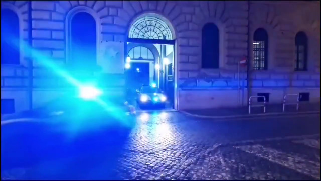 Blitz Polizia a Roma contro le truffe agli anziani, undici ordinanze
