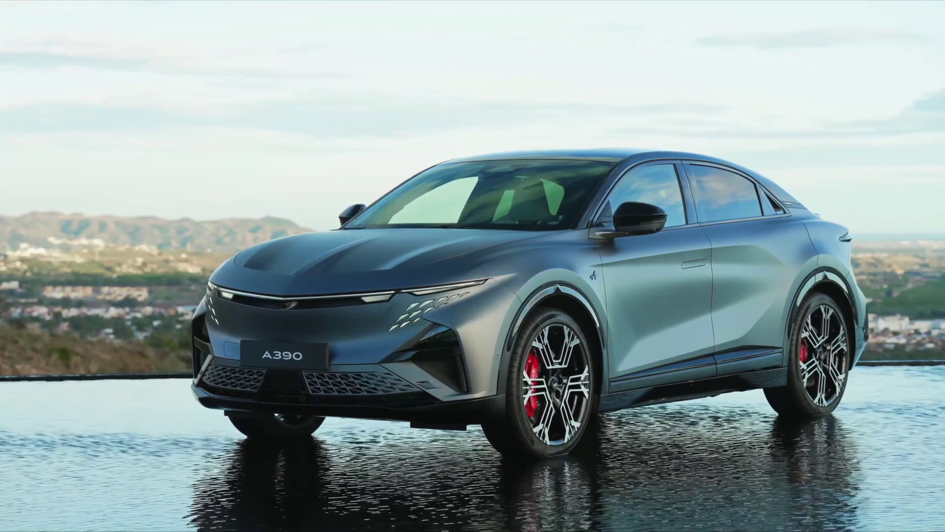 A390, l’anima di Alpine in formato sport fastback