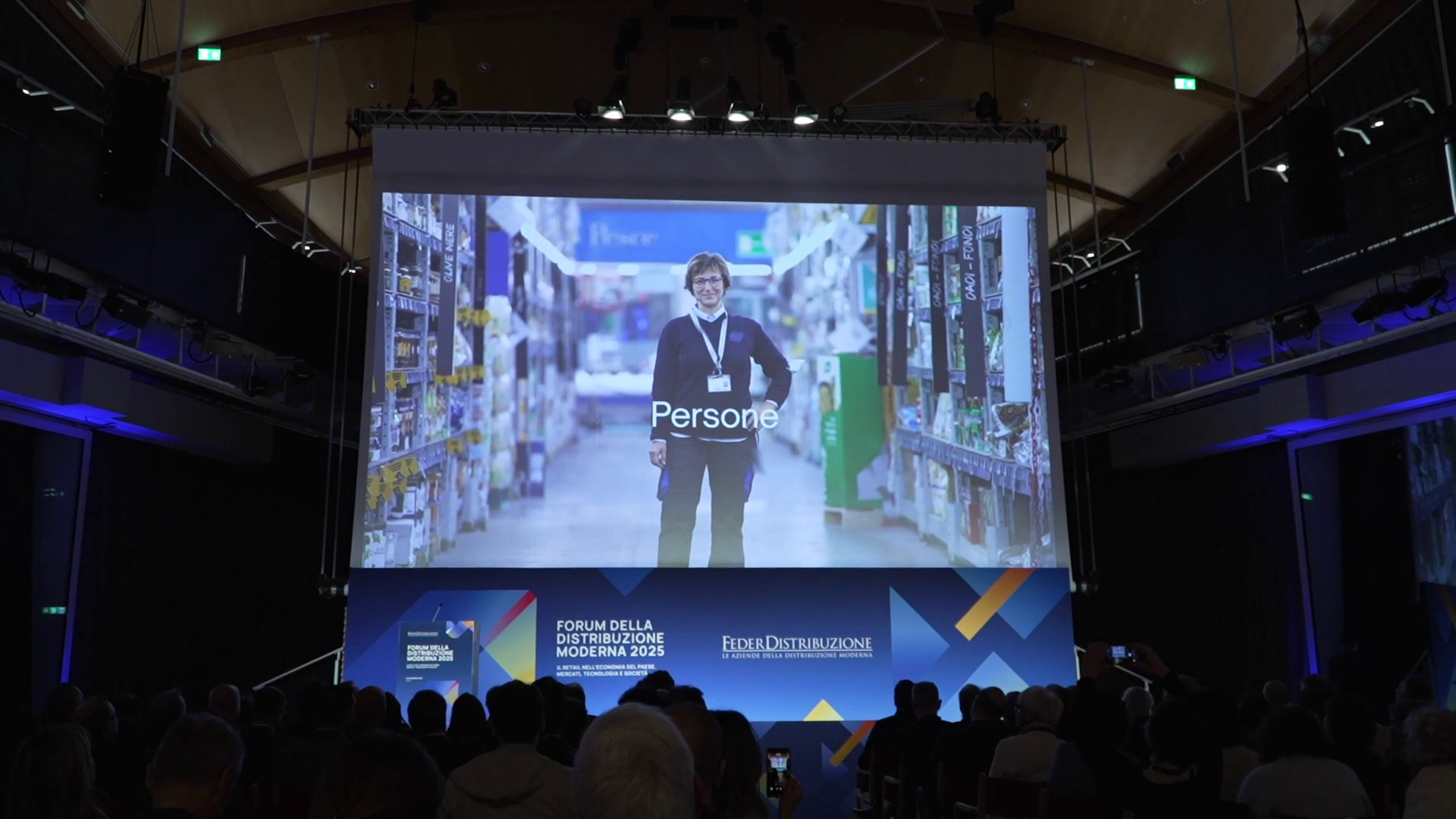 Forum Distribuzione Moderna, cambiano i comportamenti di consumo degli italiani