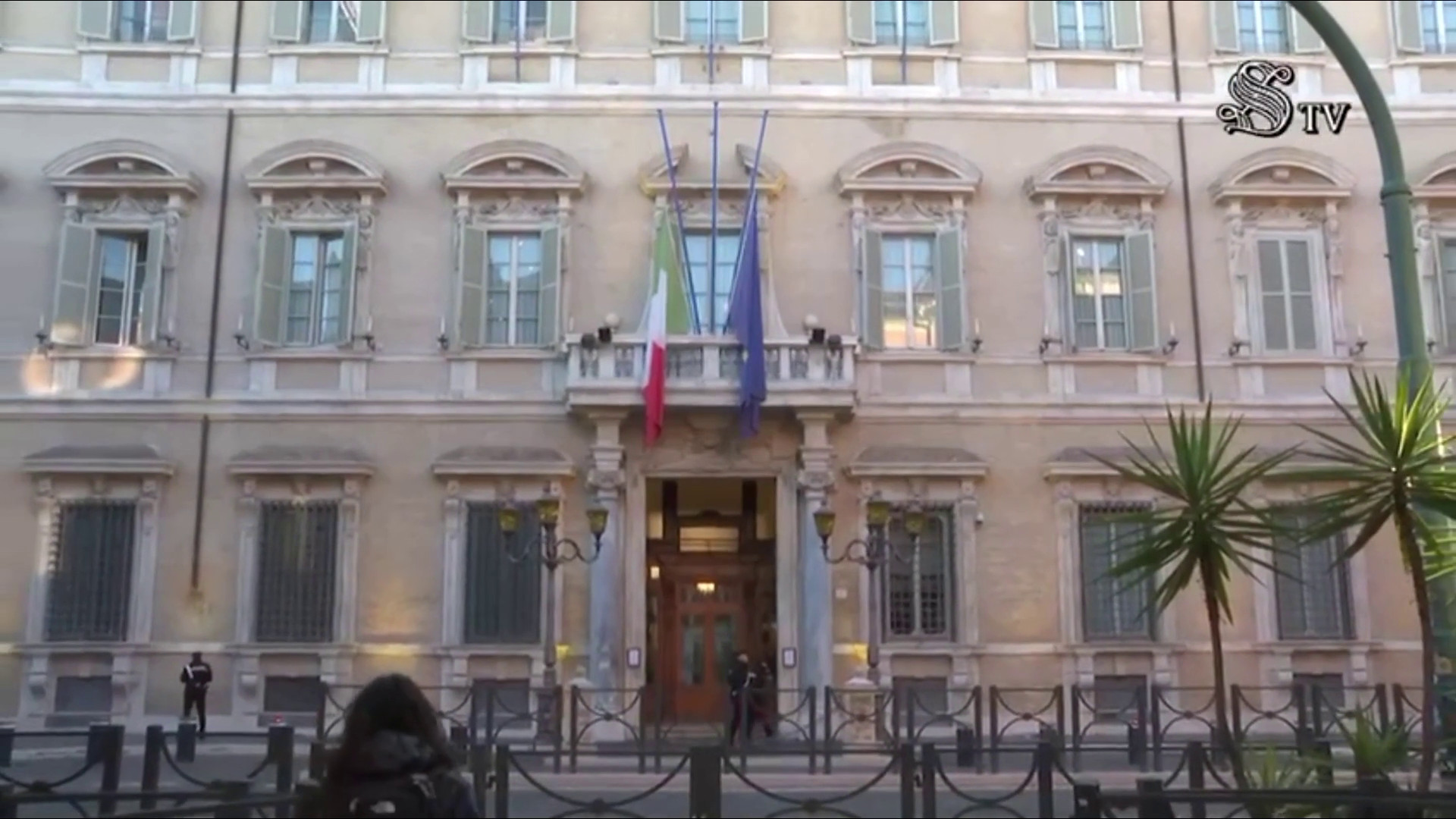 Giorno della Memoria, bandiere a mezz'asta al Senato