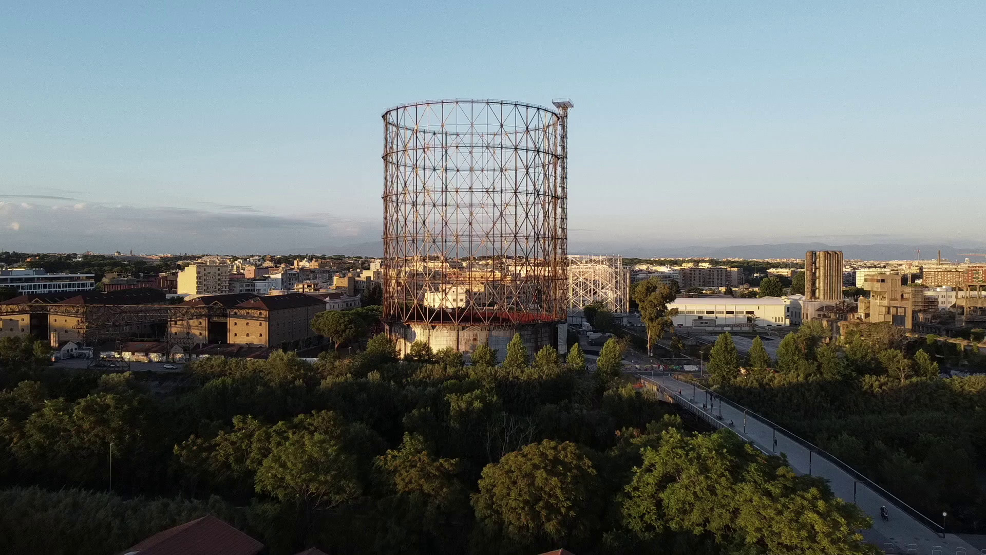 Eni, il Gazometro di Roma si apre alla città