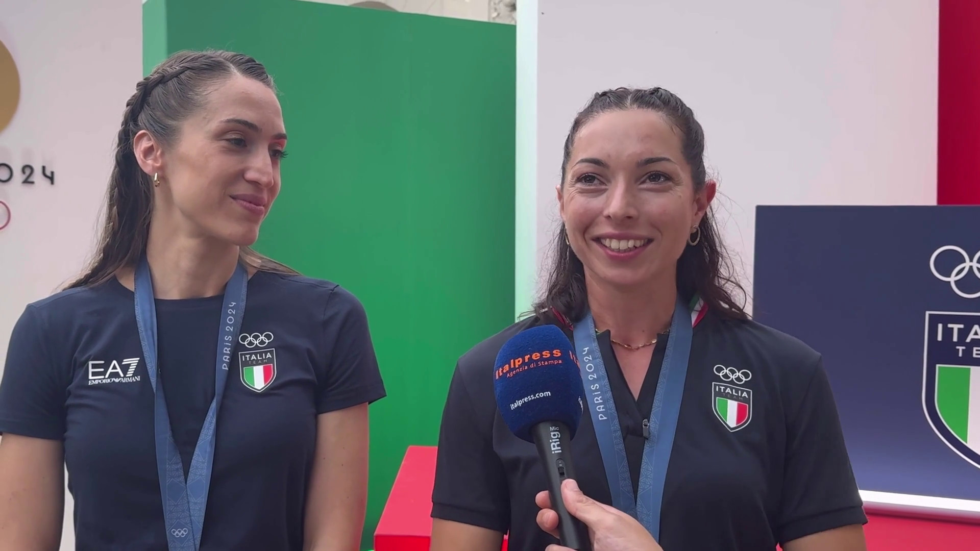 Gioia di Navarria e Rizzi dopo l'oro 