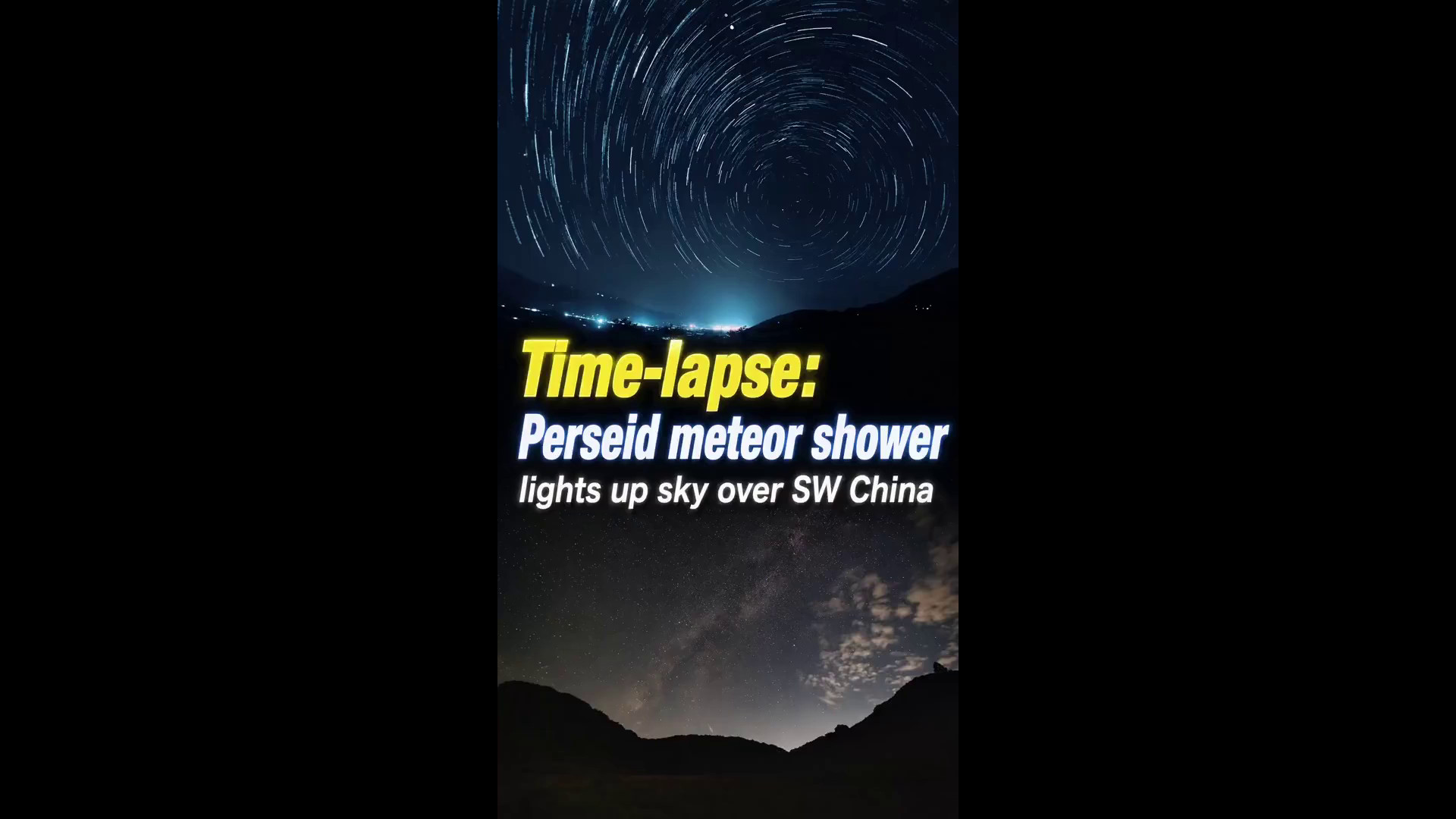 Cina: sciame meteorico delle Perseidi illumina il cielo dello Yunnan