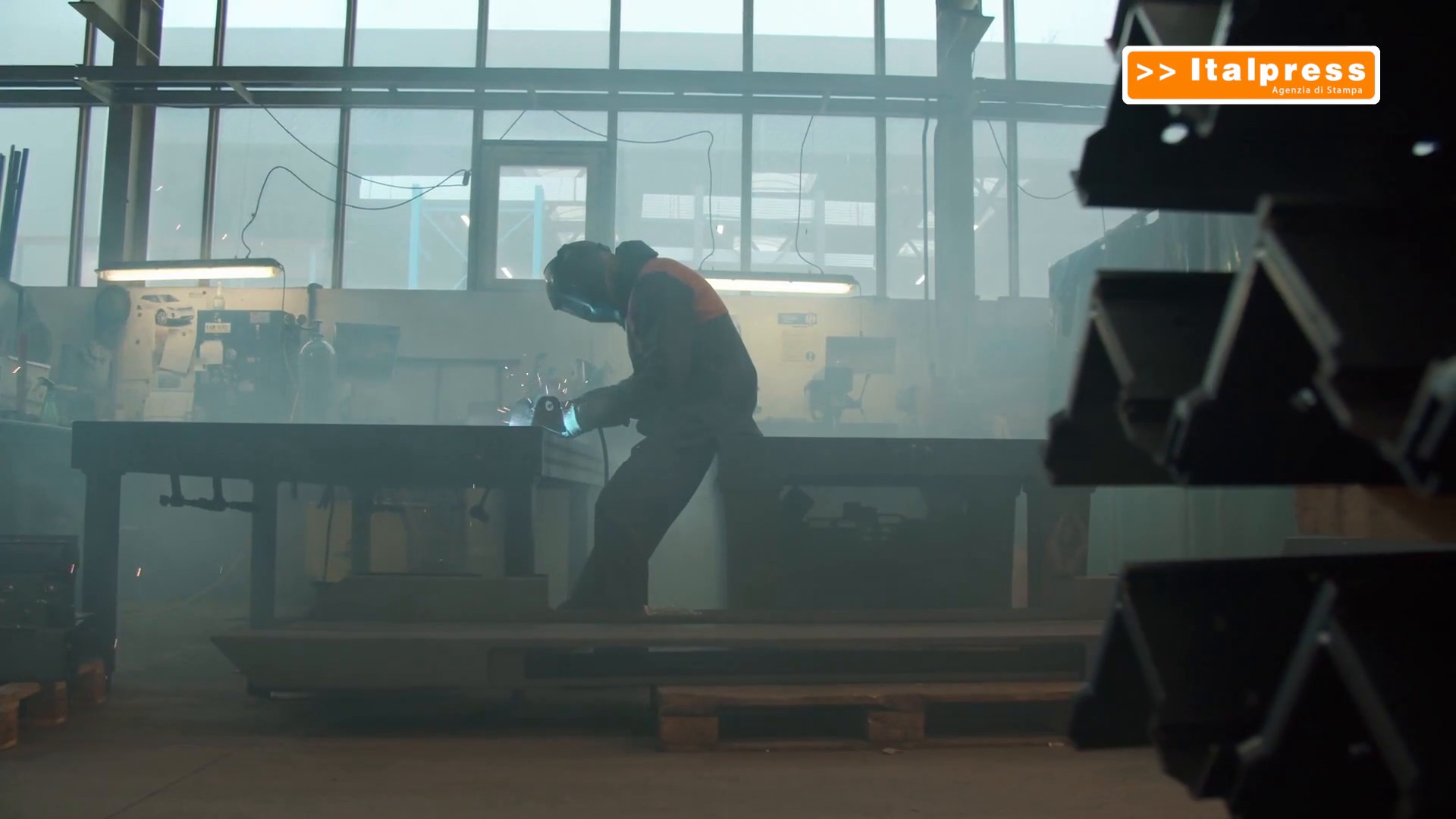 Ue, ad agosto accelerano i prezzi alla produzione industriale