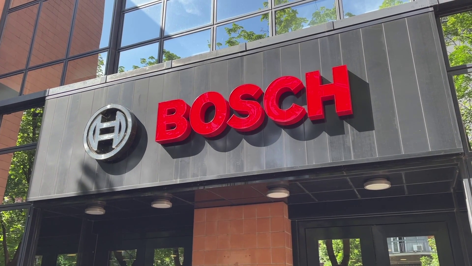 Bosch chiude il 2025 a 2.3 miliardi tra sostenibilità e transizione industriale