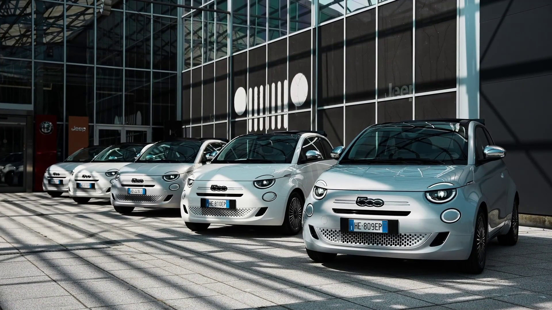 Fiat presenta la nuova 500 Hybrid Cabrio Dolcevita e la 600 Turbo 100