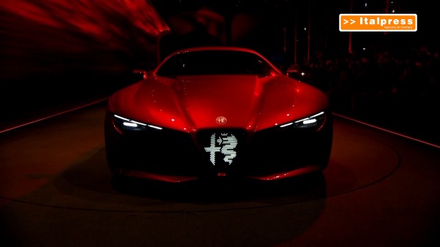 Alfa Romeo Cuorerosso, svelata a Parigi la concept del futuro Alfa Romeo Cuorerosso, svelata a Parigi la concept del futuro