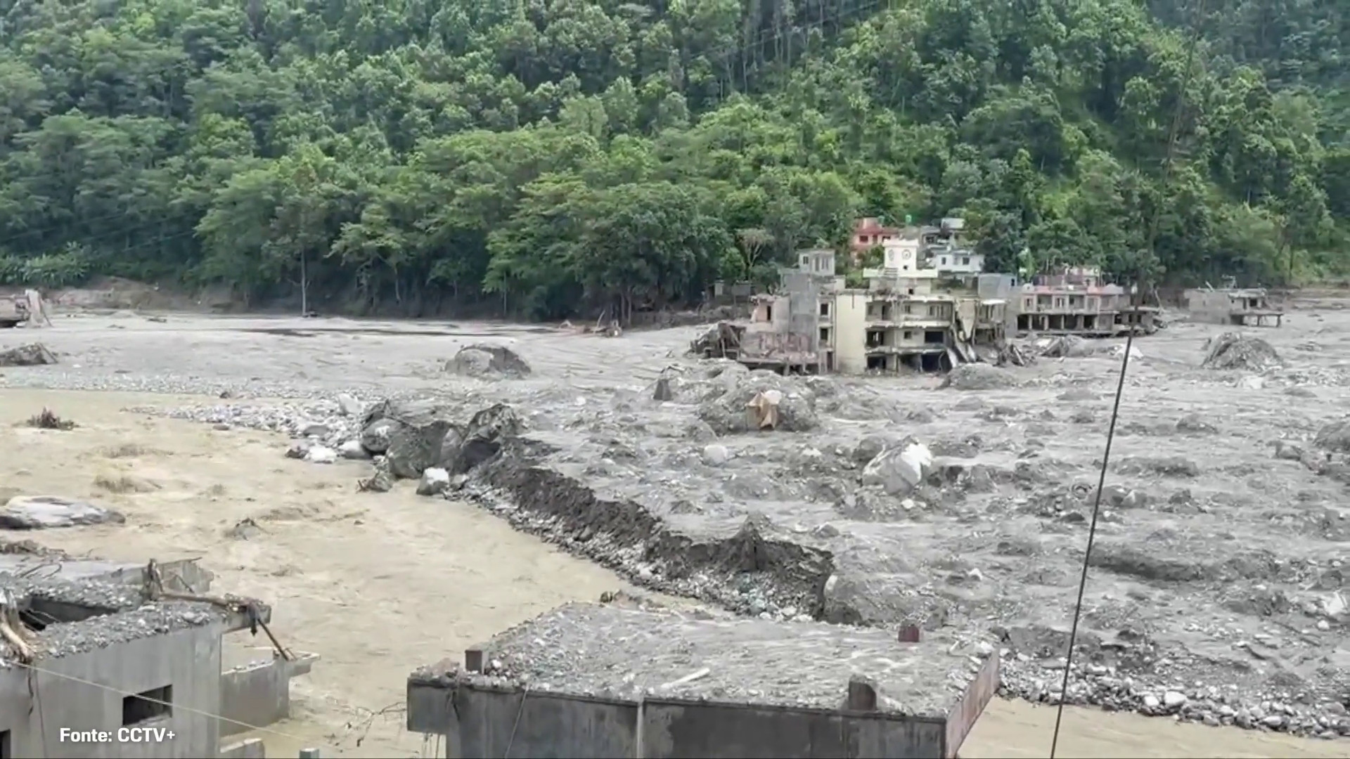 Nepal, le immagini delle devastazioni dopo le inondazioni