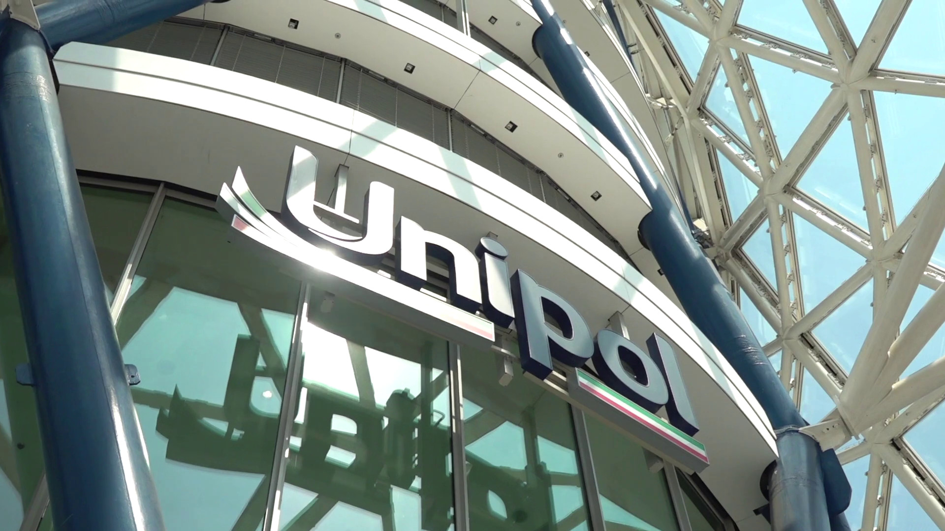 Unipol lancia maxi operazione bancaria per 635 filiali Mps