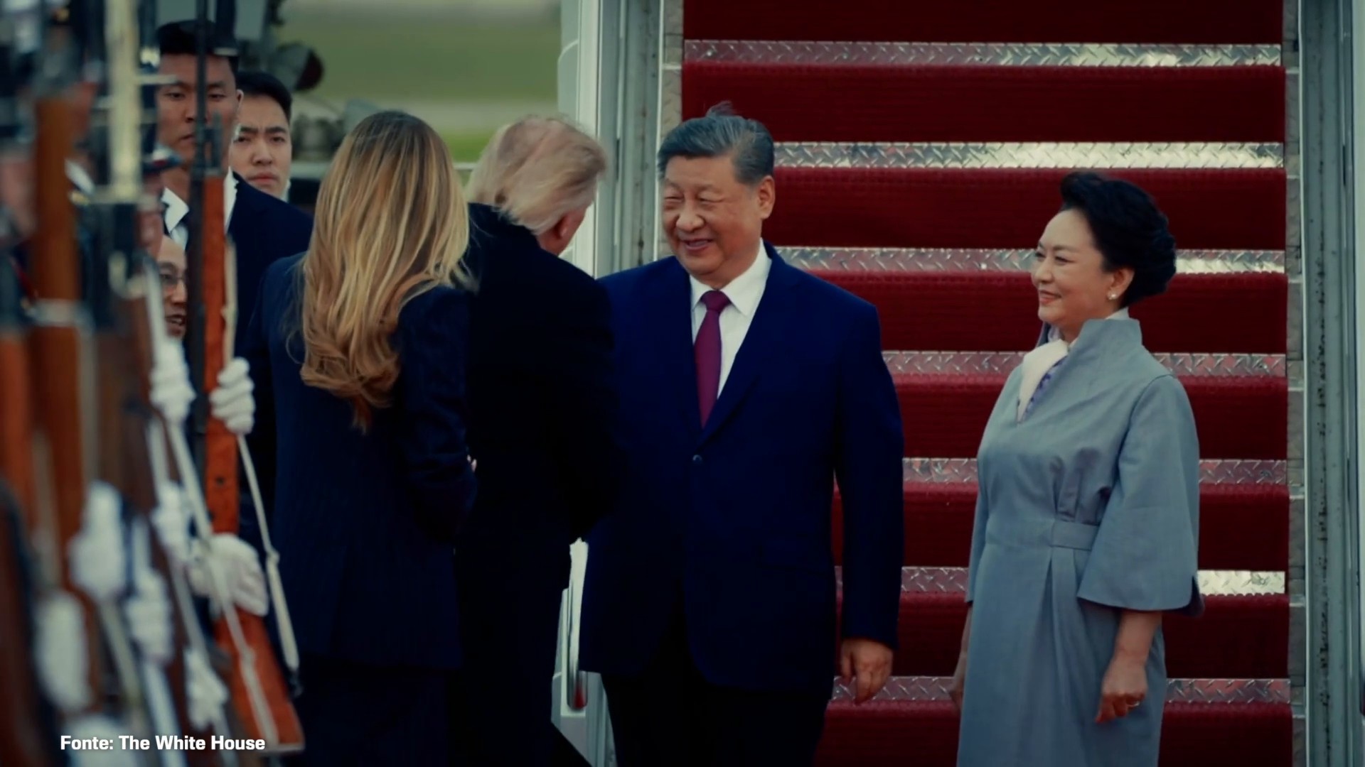 Xi Jinping "sbarca" negli Stati Uniti, al via vertice per stabilizzare i rapport