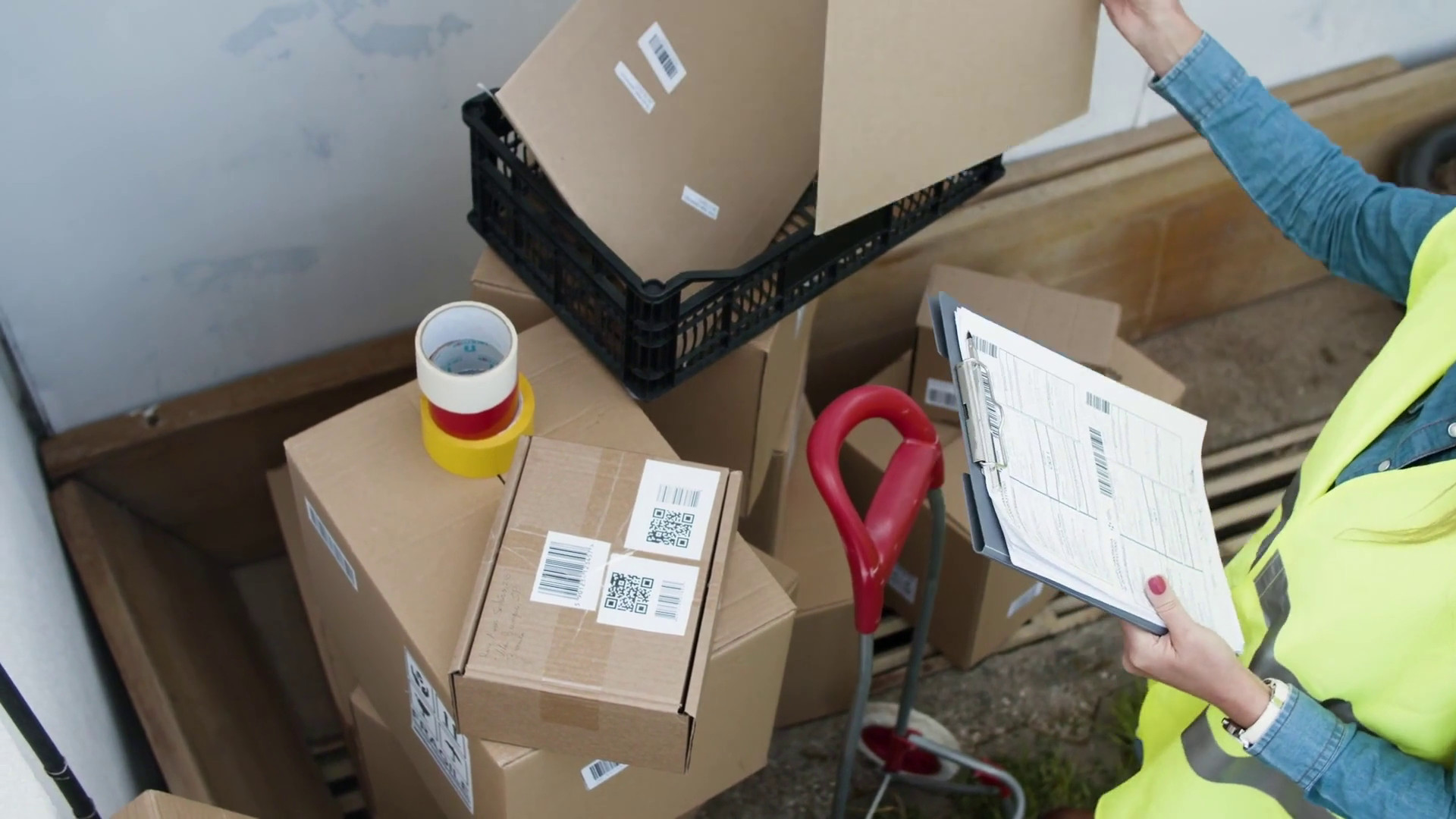 Riforma delle dogane, nuove regole per l’e-commerce