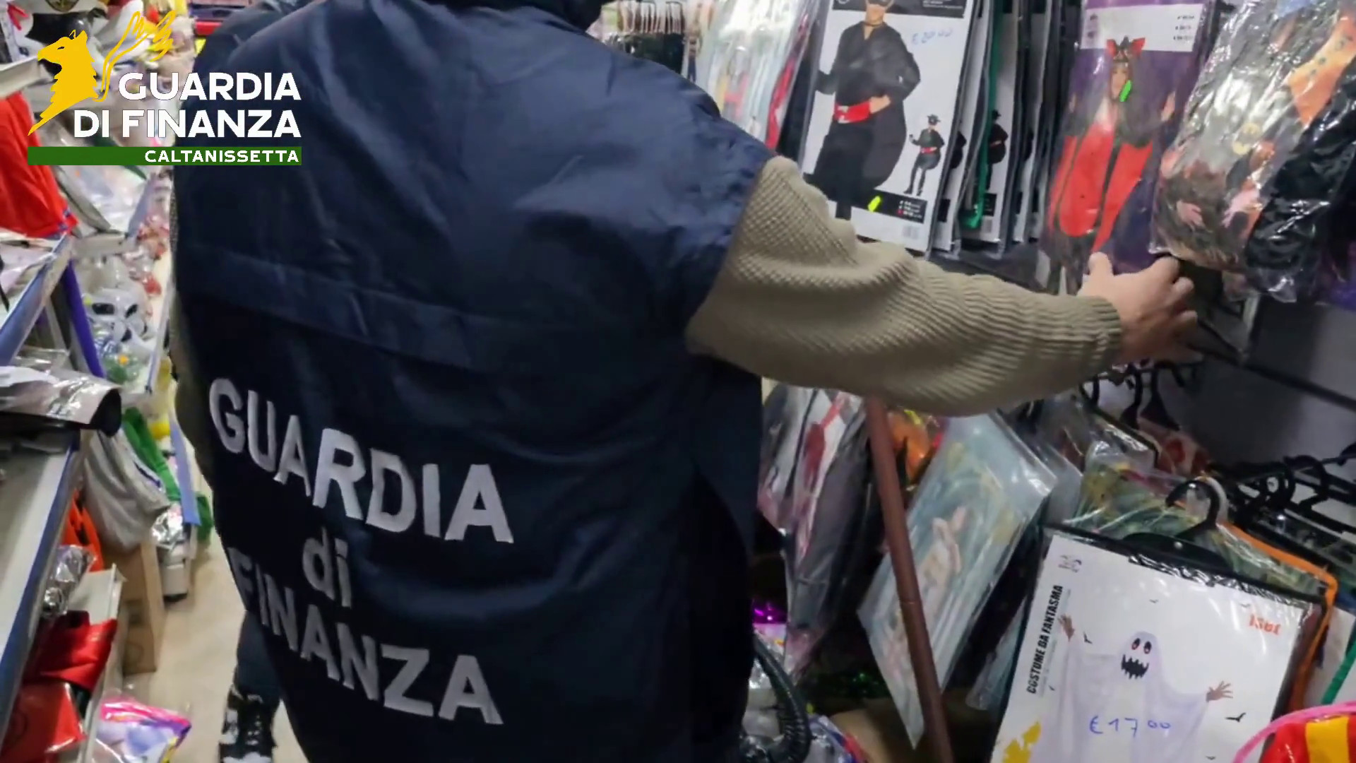 Caltanissetta, sequestrati 3 mila articoli di Carnevale non sicuri
