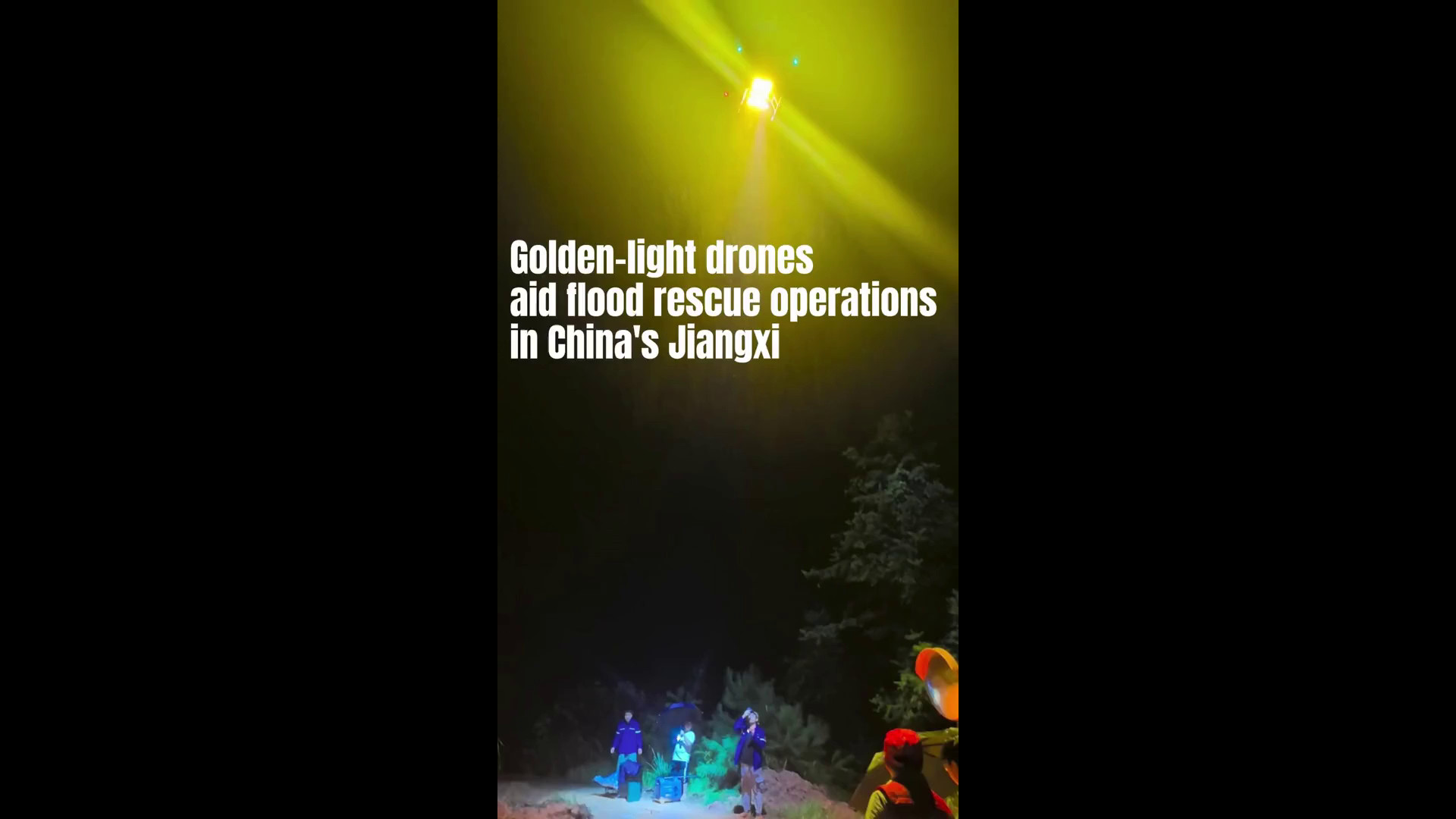 Cina, droni nelle operazioni notturne di soccorso dopo le alluvioni nel Jiangxi