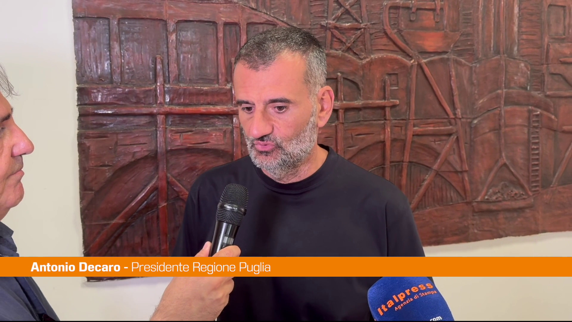 Autonomia, Decaro 