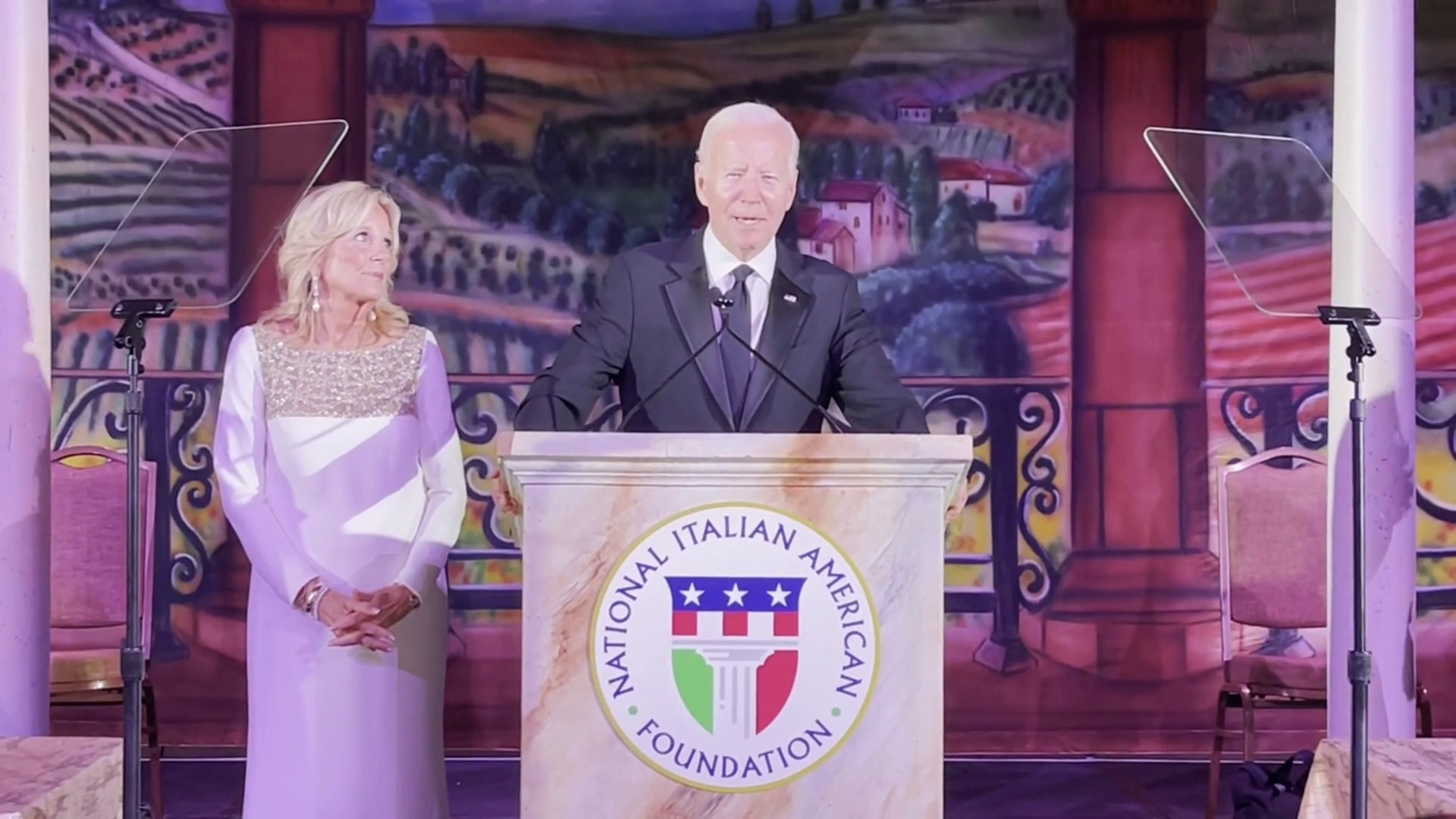 Usa, Biden a sorpresa al gala della Niaf