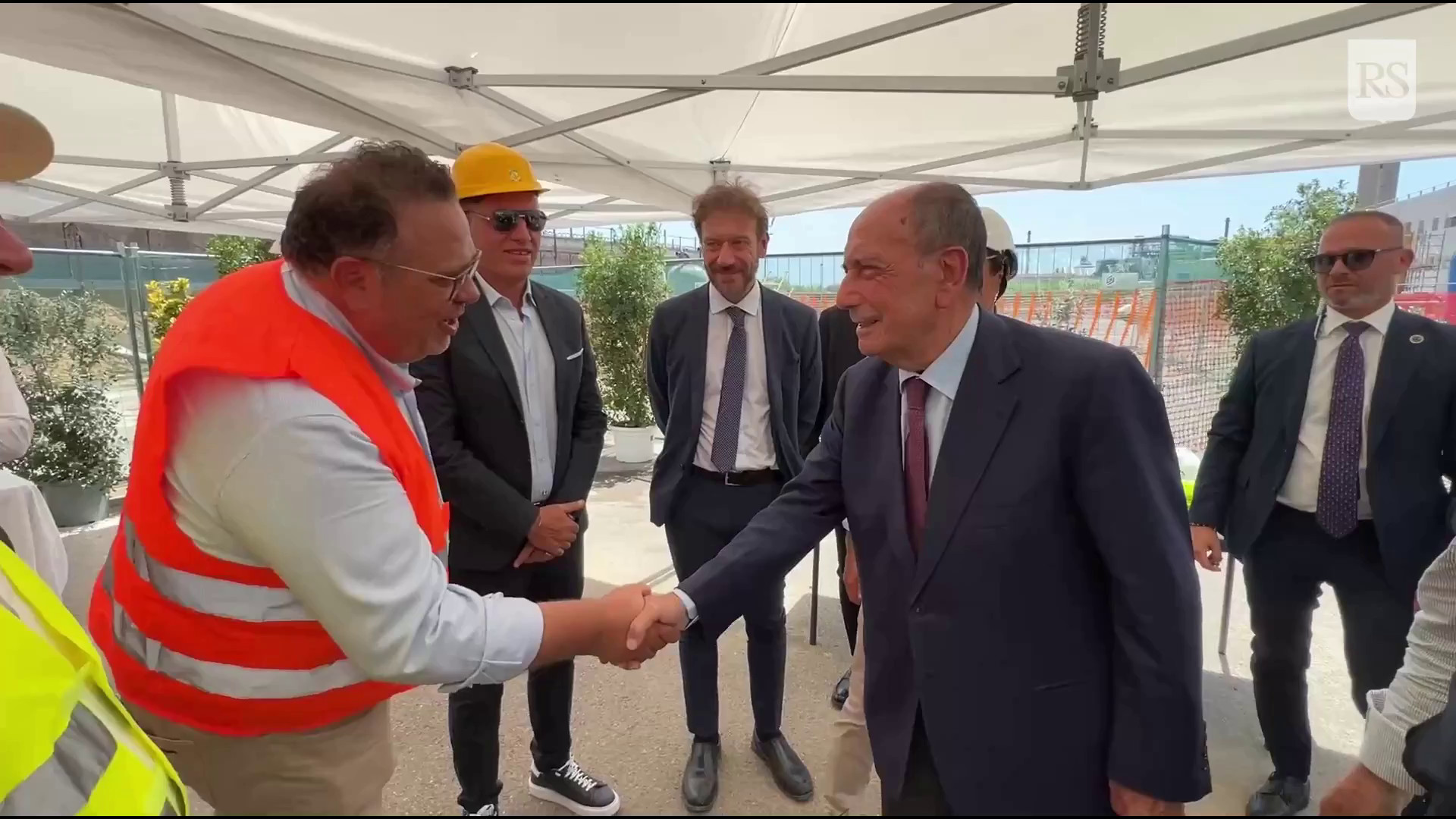 Dissalatori in Sicilia, Schifani visita l'impianto di Gela