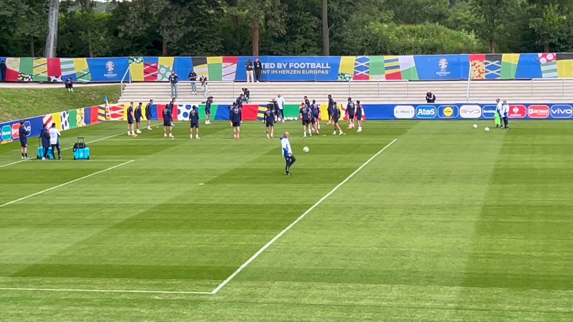 Si rivede Frattesi, la carica di Buffon e Di Lorenzo per gli azzurri