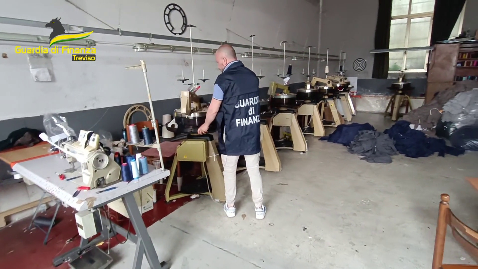 Treviso, sequestrati laboratori tessili pericolosi e insolventi