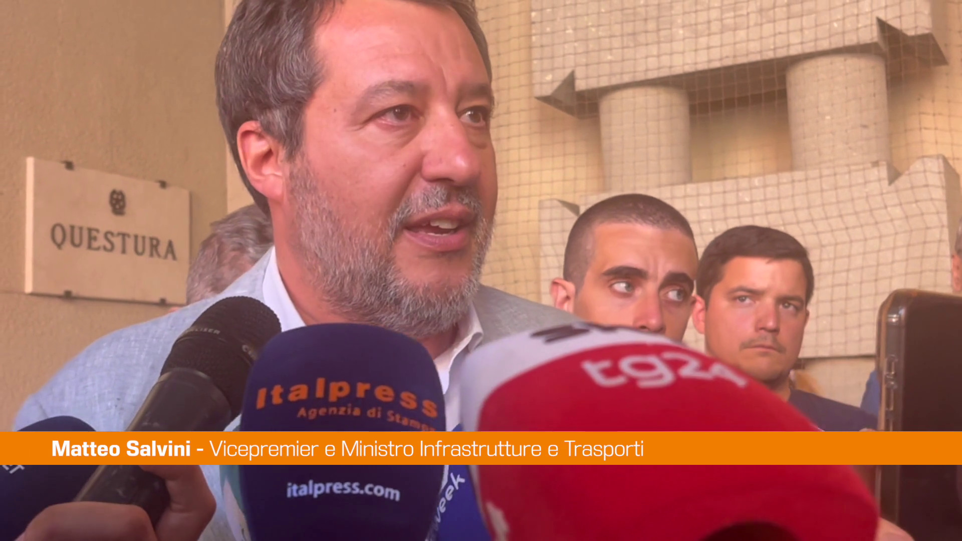 Fakir, Salvini 