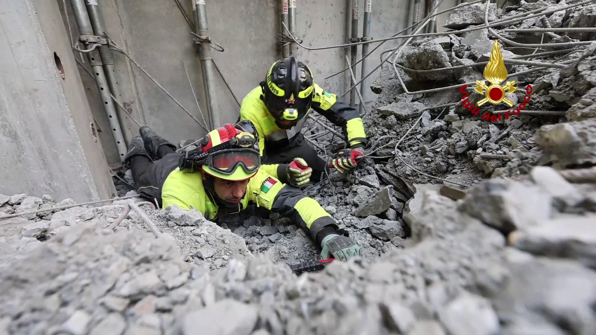 Crollo Firenze, proseguono le ricerche dell'ultimo operaio disperso