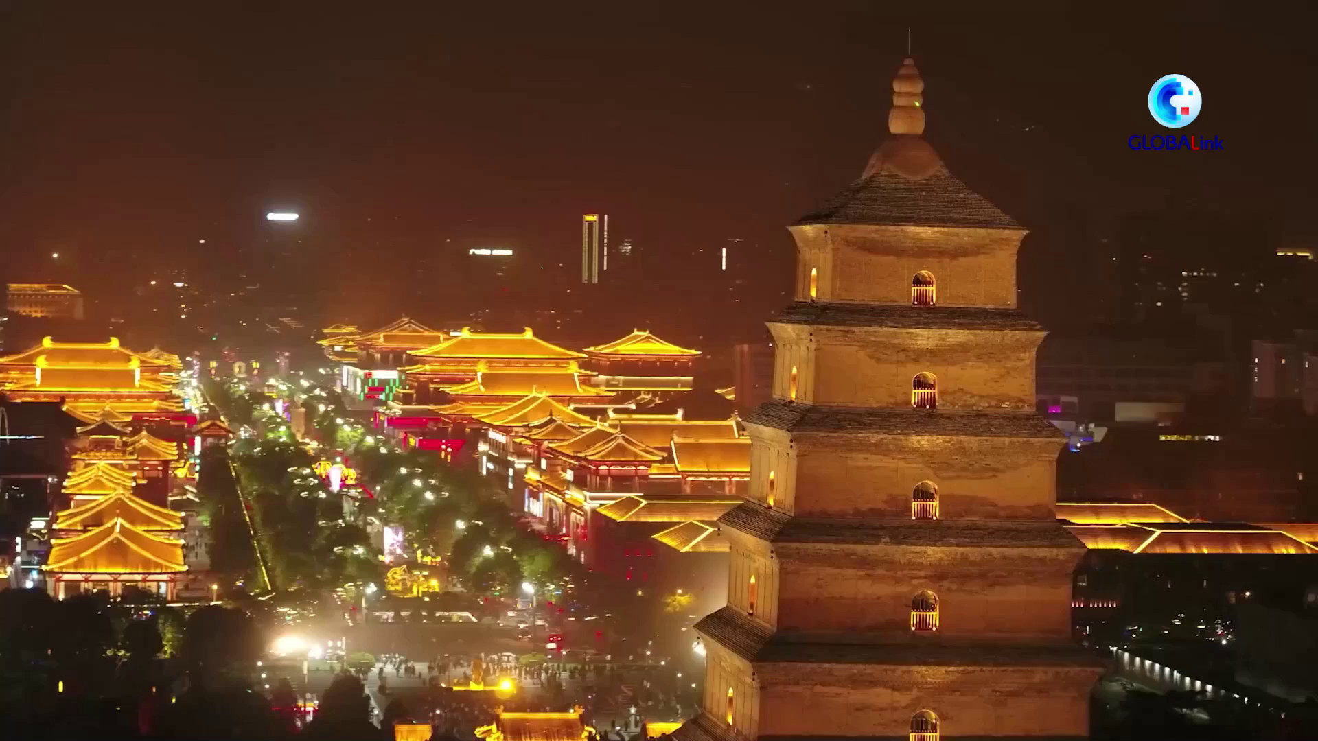 Cina: Xi'an, appassionati stranieri scoprono il fascino dell'hanfu