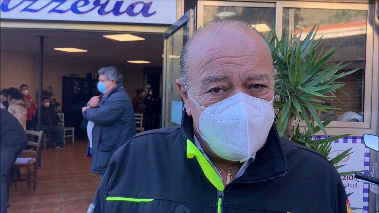Vaccinazioni anti Covid in una pizzeria a Palermo