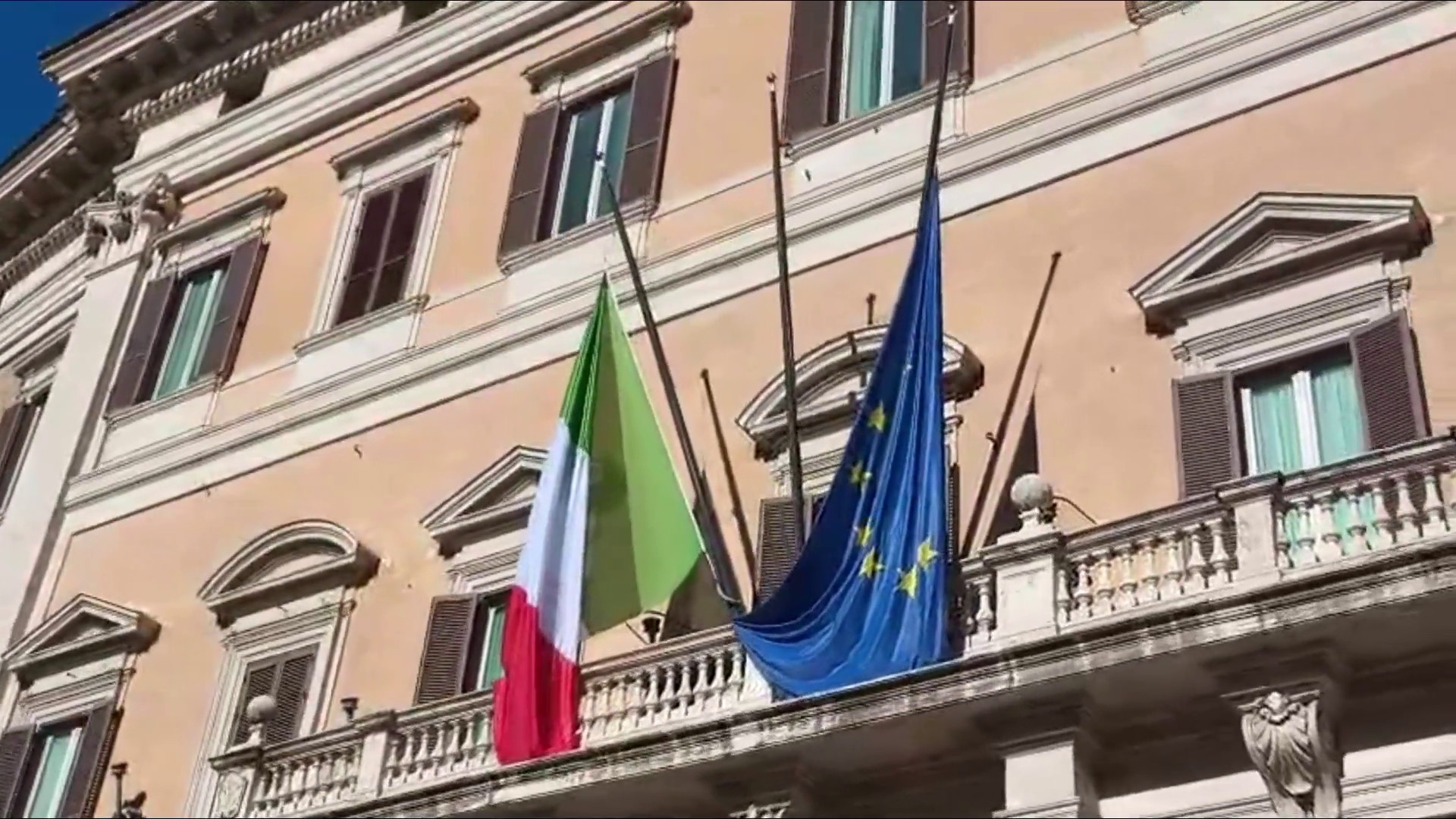 Giorno della Memoria, bandiere a mezz'asta alla Camera