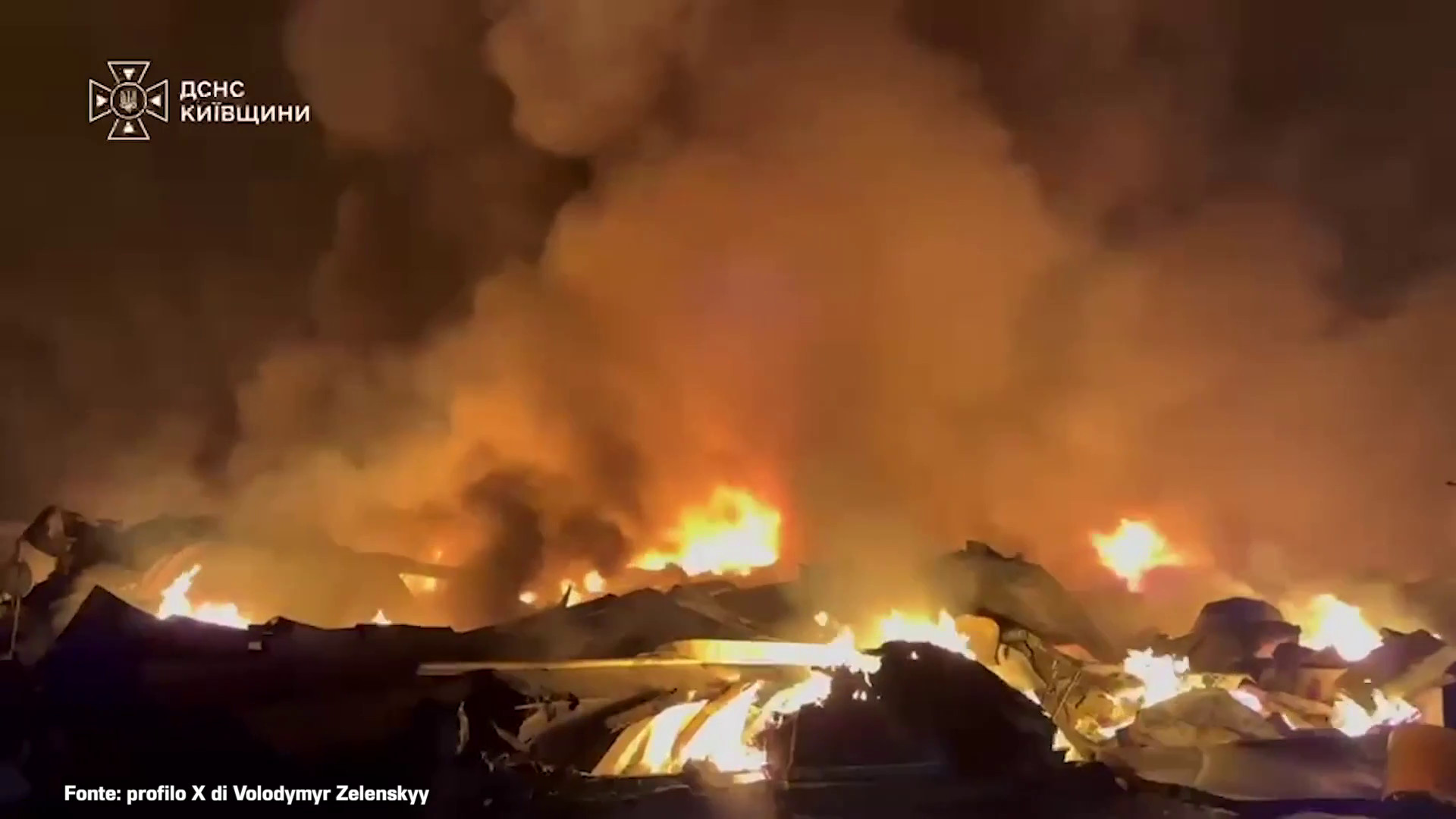 17 morti e 44 feriti a causa di un massiccio attacco russo nella regione di Kiev