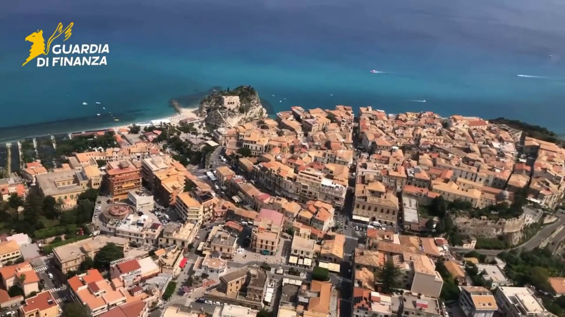 Cellulari in carcere per comunicare con clan 'Ndrangheta, 46 rinvii a giudizio