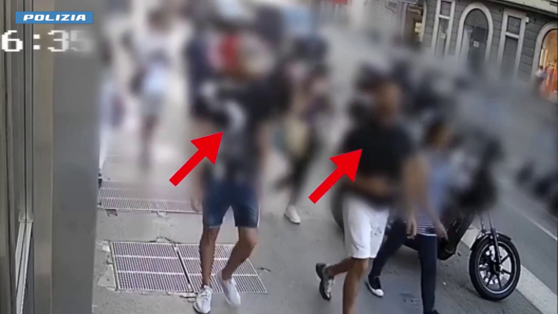 Rubavano orologi di lusso in pieno centro a Milano, due arresti