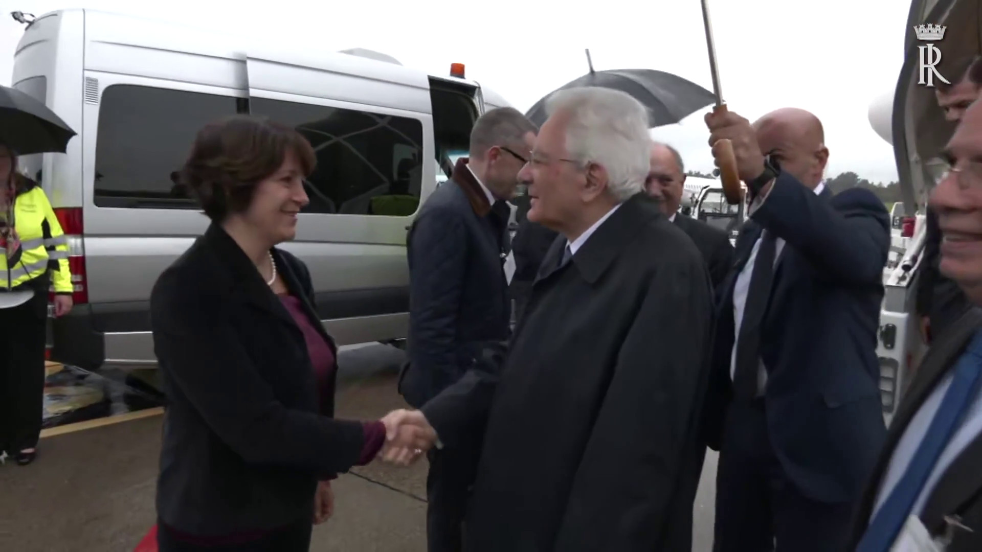 Il Presidente Mattarella arriva all'aeroporto di Ginevra