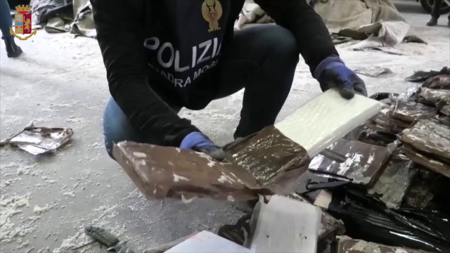 Operazione antidroga polizia di Bologna, sequestrati 760 kg cocaina