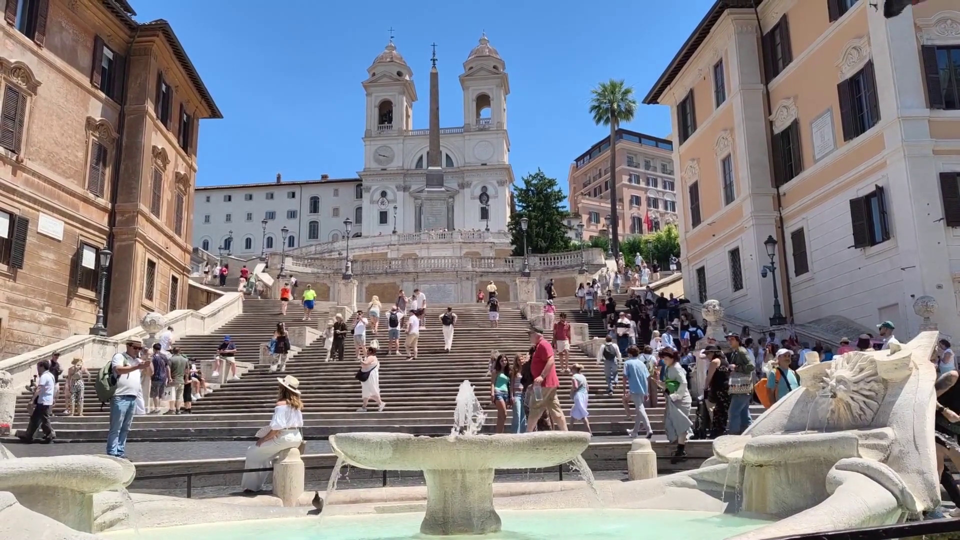 Turismo, a luglio oltre 4 milioni di presenze in più
