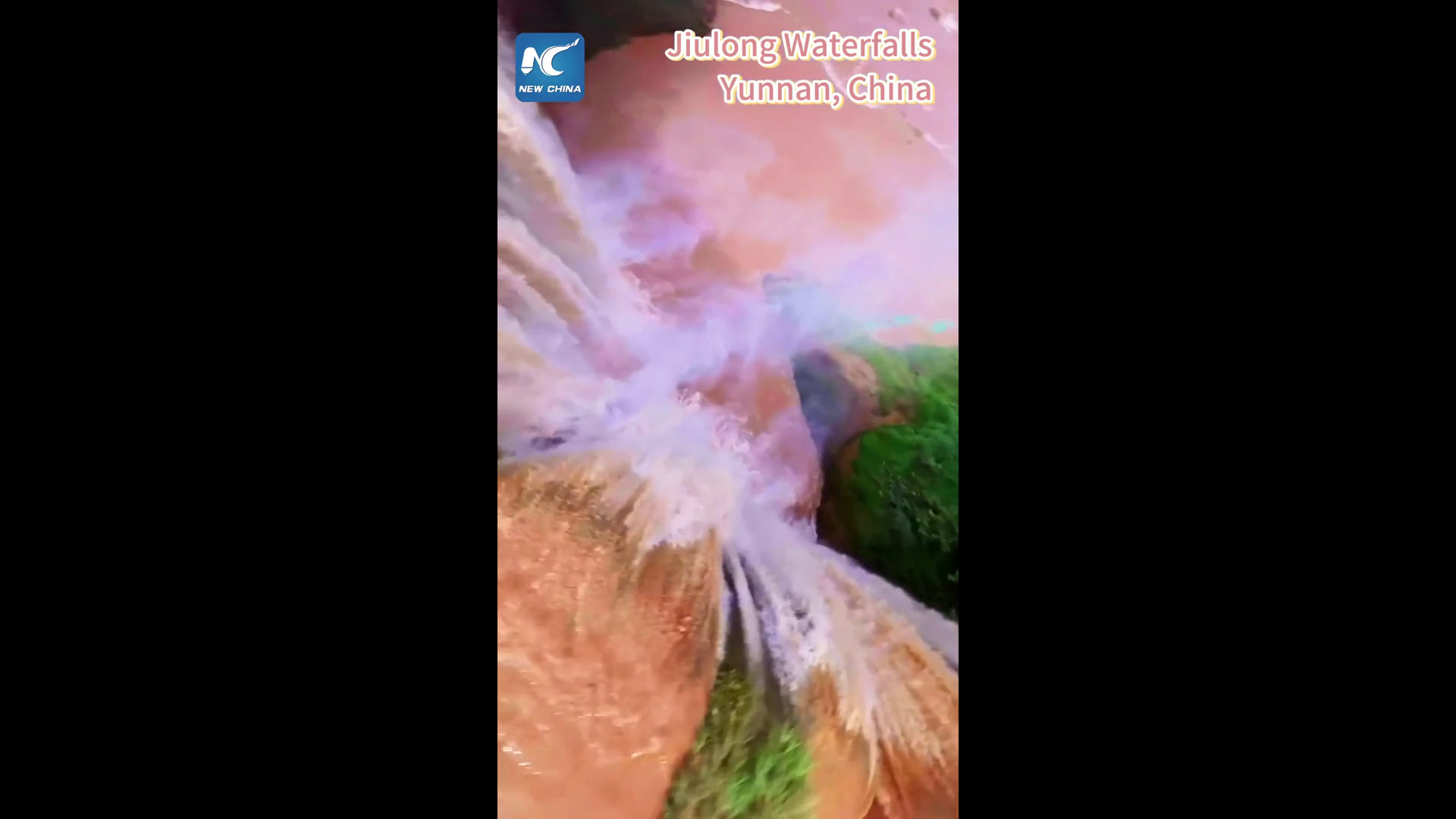 Cina, Yunnan, tour con drone FPV alle cascate Jiulong
