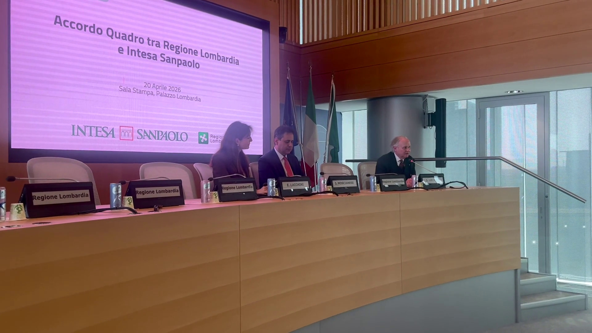 Progetti sociali innovativi, accordo tra Regione Lombardia e Intesa Sanpaolo